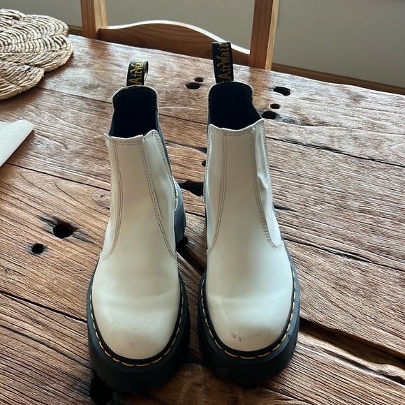 Dr. Martens Shoes - White, Dr. Martens size Wonen 7 and Men's 6 worn once!